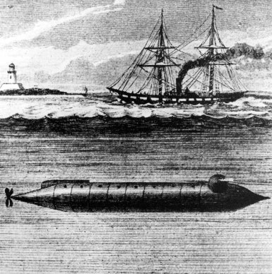 First submarine alligator